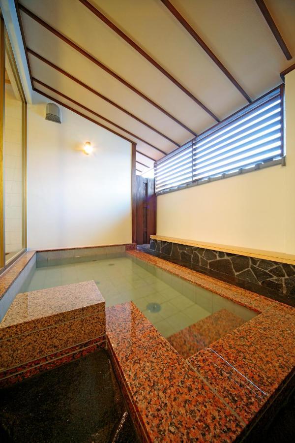 Green Hotel Yes Nagahama Minatokan Экстерьер фото